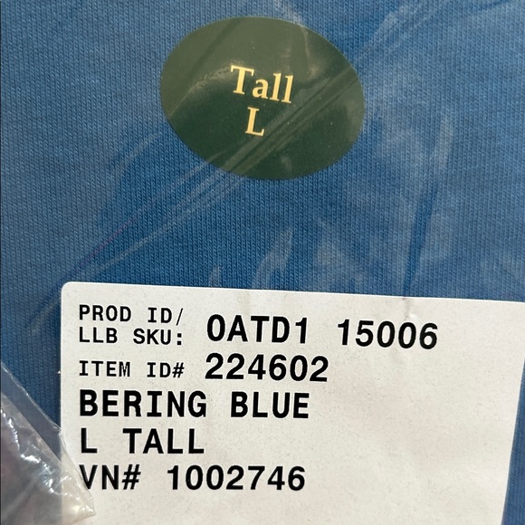 L.L. Bean Men's Short Sleeve Tees in Black and Blue - Picture 4 of 5